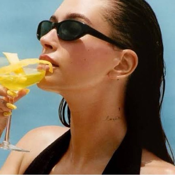 Rhode peptide lip tint - lemontini (LIMITED EDITION) - Picture 9 of 10